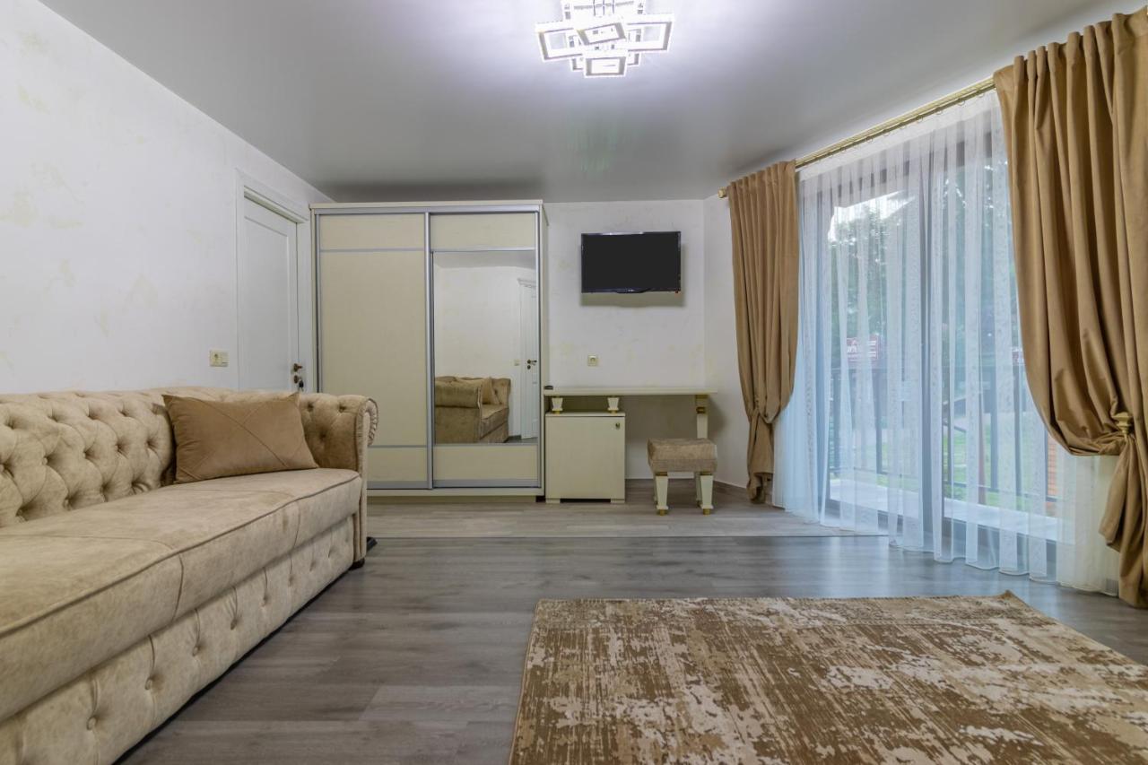 Guest House Turda Μπούκοβελ Εξωτερικό φωτογραφία